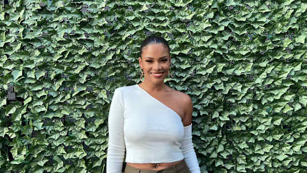 Kamie Crawford SI Swimsuit Rookie Announcement 2